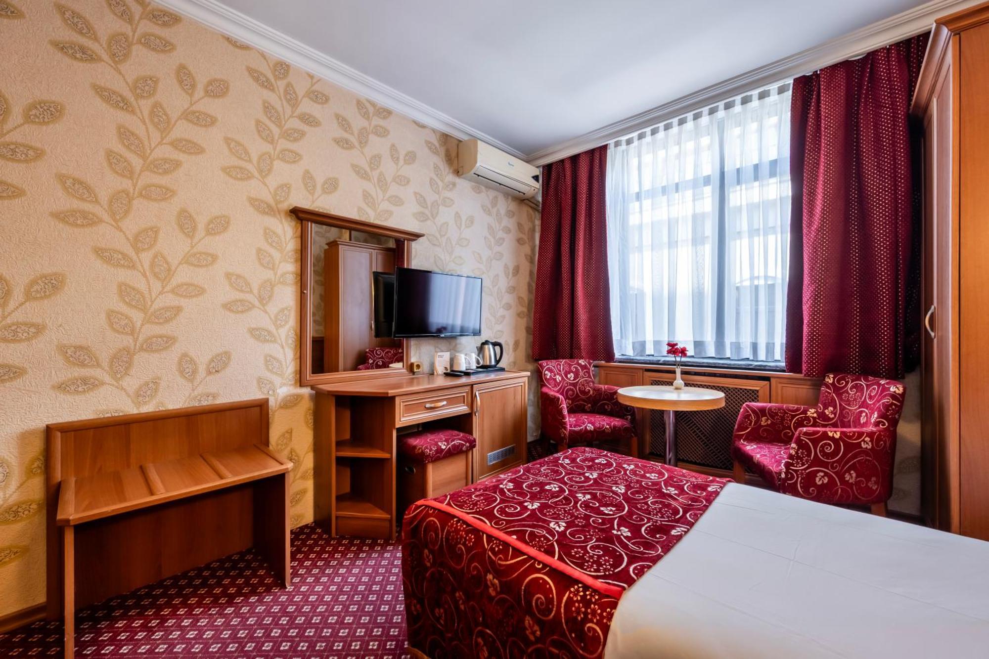 Hotel Bristol Istanbulská provincie Exteriér fotografie