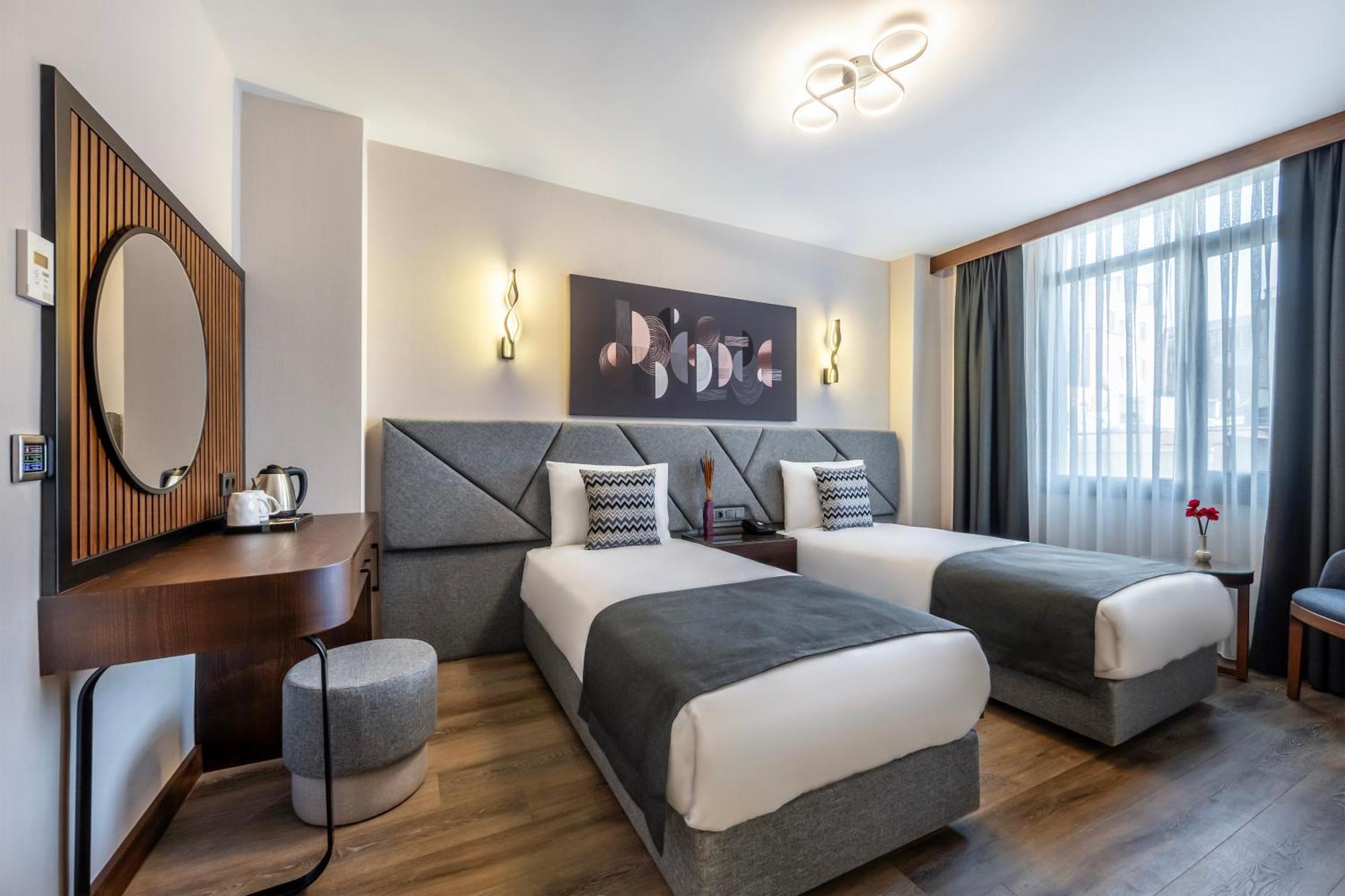 Hotel Bristol Istanbulská provincie Exteriér fotografie
